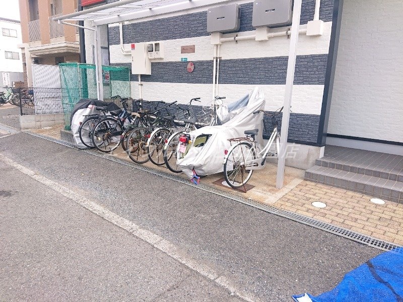  ネオメゾン安立