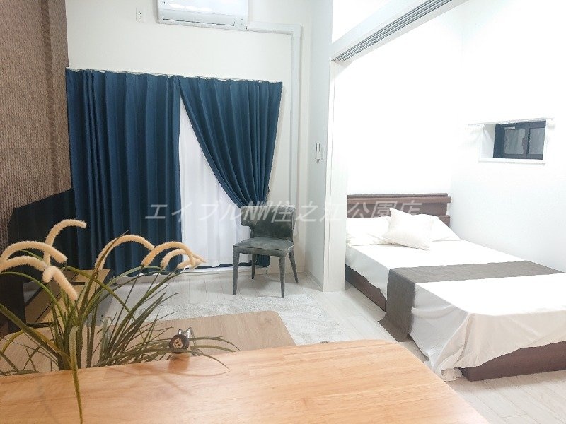 モデルルーム（反転）の為、記載の無い家具家電は付属しません。 Luxe住吉公園