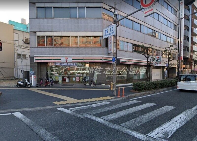 セブンイレブン大阪浜口東3丁目店(コンビニ)まで185m Luxe住吉公園