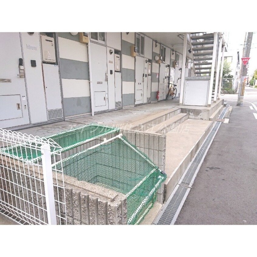  レオパレスシャーマー御崎