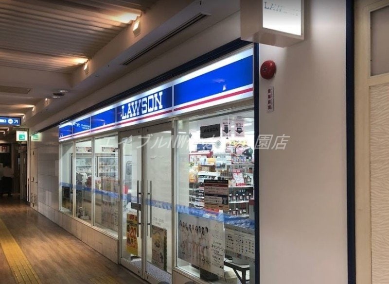 ローソン南港ATC−ITM店(コンビニ)まで621m 大阪ベイレジデンス（リブリーコート）