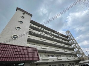 ハイツロイヤル