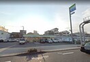 ファミリーマートMYS西住之江二丁目店(コンビニ)まで382m テイク・フィールド