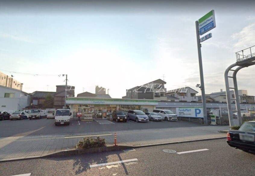 ファミリーマートMYS西住之江二丁目店(コンビニ)まで382m テイク・フィールド