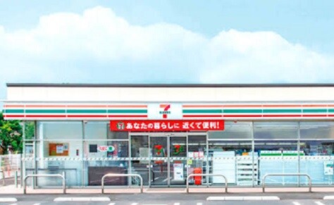 コンビニまで400m※セブン－イレブン　栗東上鈎南店 ｖｉｌｌａ 石ノ塔