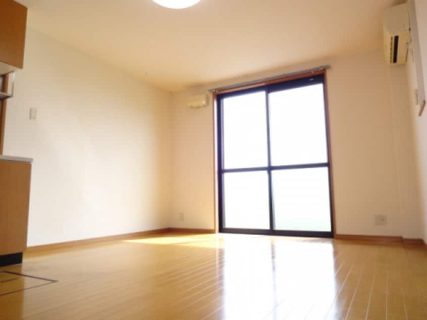  Ｂｅｌｌｅ　Ｓｈｉｎｅ　B