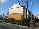 ウエストコサカの外観