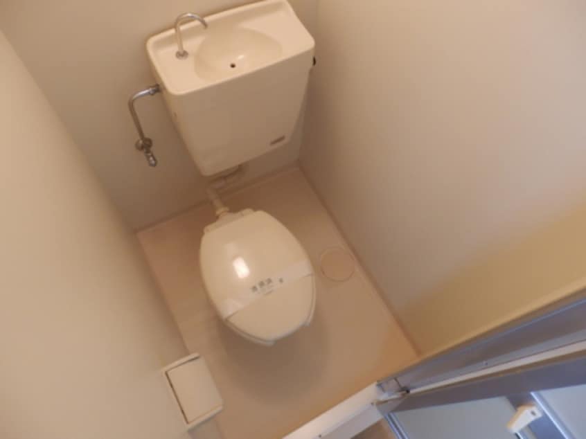  ドミトリーユー