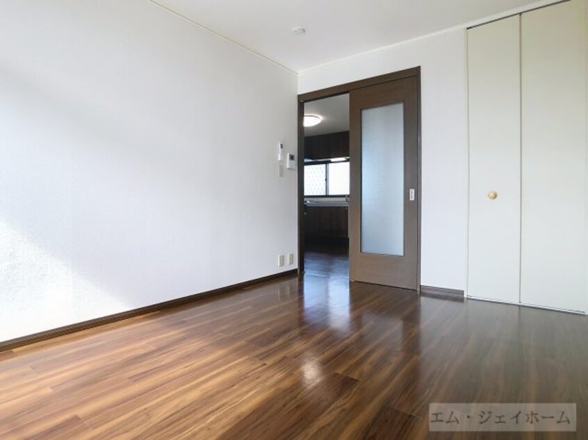  サンハイム伊勢B