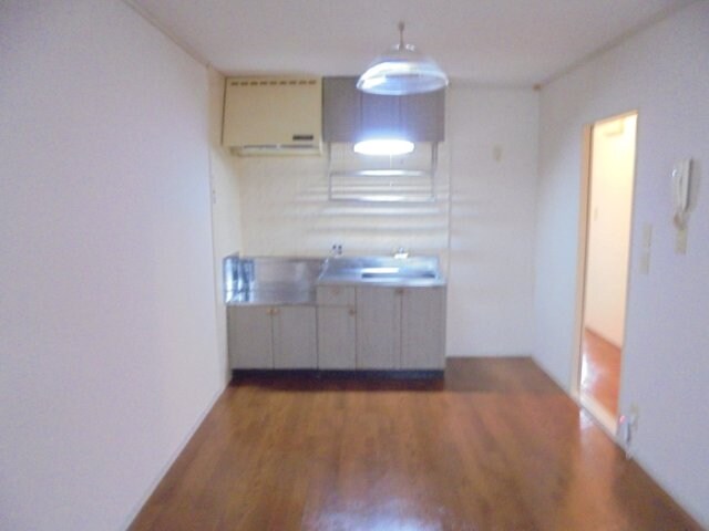  アイビハイツ　C棟