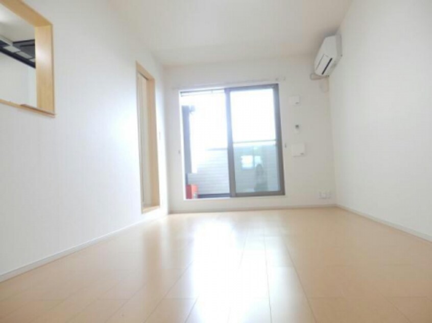  メルシーガーデン坂本