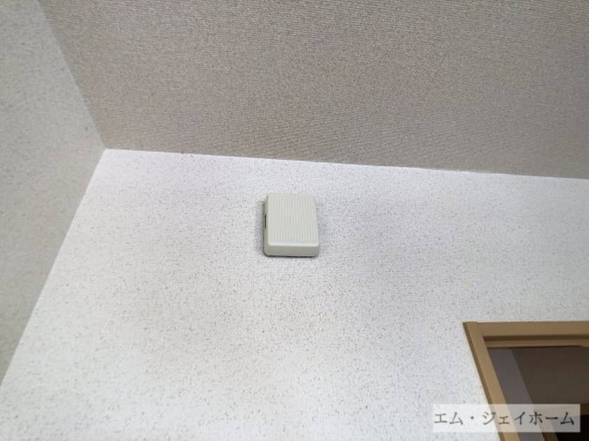  レジデンス宝積