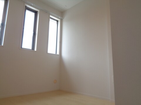  Ｃｒｏｓｓ　Ｔｅｒｒａｃｅ