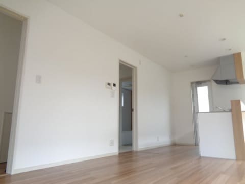  仰木の里東５丁目貸家