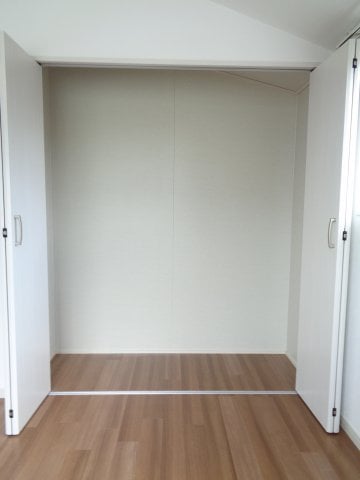  仰木の里東５丁目貸家