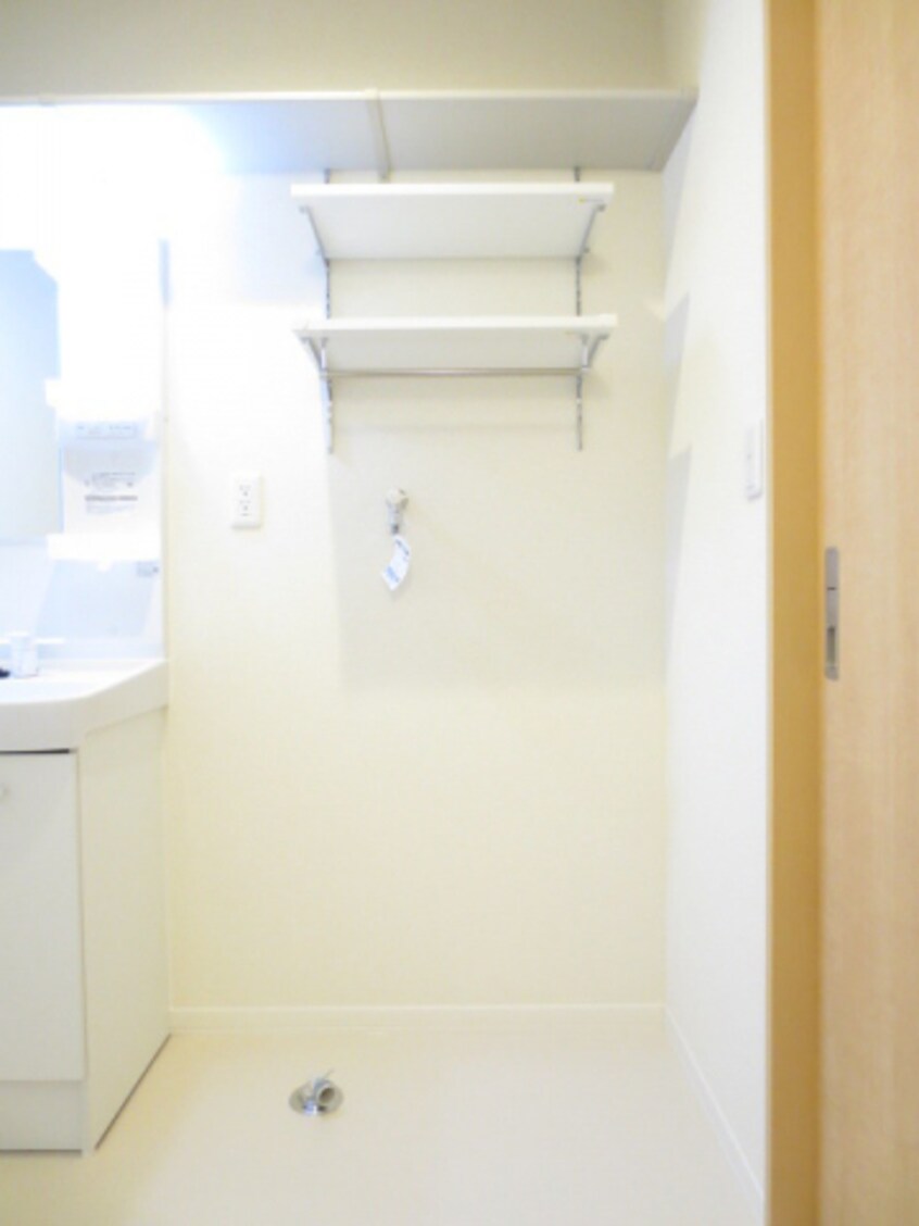  アトリエール駅東