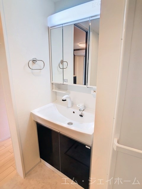  CHESTNUTS（チェスナッツ）