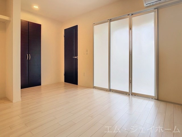  CHESTNUTS（チェスナッツ）