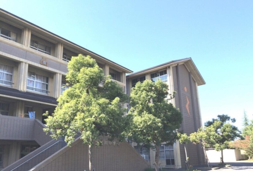 中学校/中等教育学校まで1252m※草津市立玉川中学校 スピネル南草津