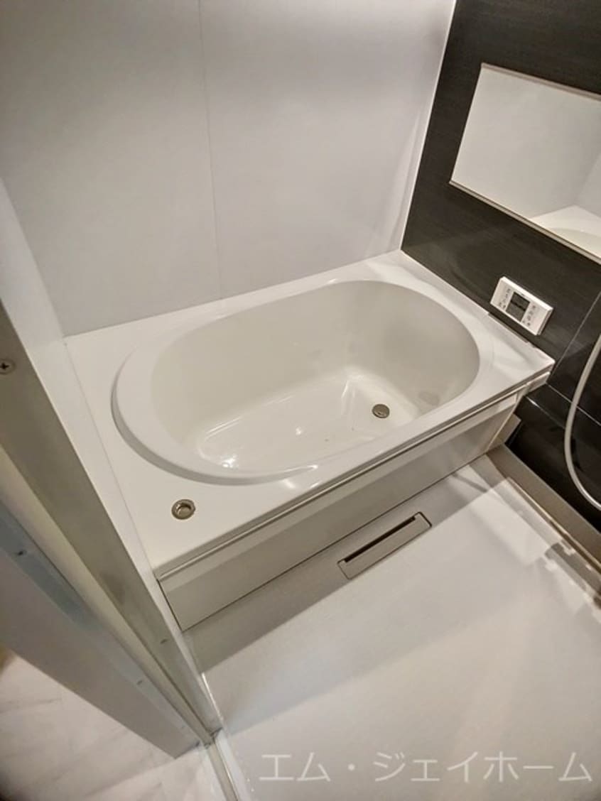  ノルウェジアンウッド室町