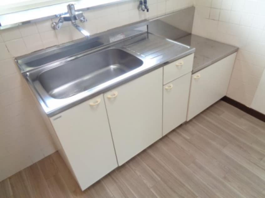  ハイネスグリーン貴生川