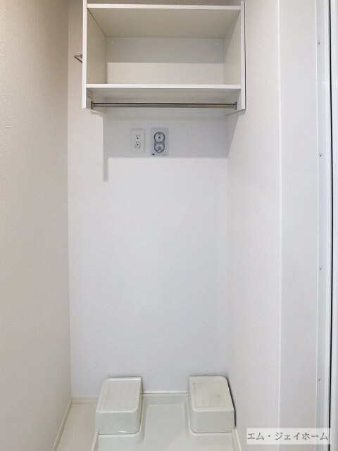  ヴィラ　シャルマン