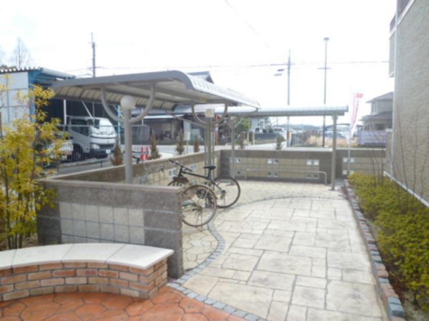 アルヴィータ