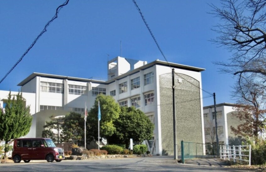 高等学校/高等専門学校まで900m※滋賀県立水口東中学校・高等学校 アクア　フォレスト