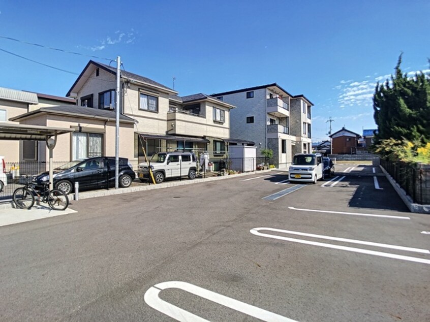  アビタシオン河瀬駅前