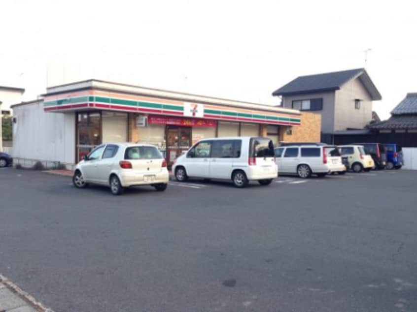 コンビニまで900m※セブン－イレブン　滋賀新旭店 クラール・ミッテ
