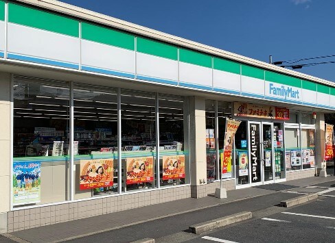 コンビニまで300m※ファミリーマート　甲西三雲店 ブライトハウスⅤ