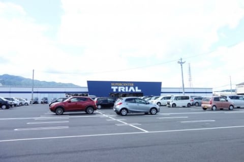 スーパーまで800m※スーパーセンタートライアル湖南店 ツインクルフジ　D棟