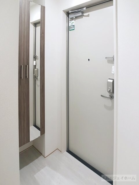  シャーロット石橋駅前