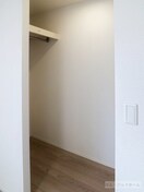  シャーロット石橋駅前