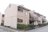 ラブリータウン近江E棟