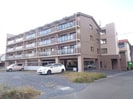 鹿深一番館の外観