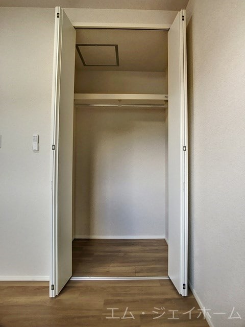  エクセルピア岩根中央