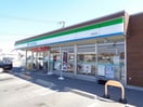 コンビニまで600m※ファミリーマート　武佐北店 クレメント近江八幡　Ｄ