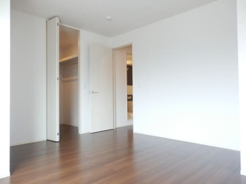  Ｒａｆｆｉｎｅ　Ｂｉｗａ