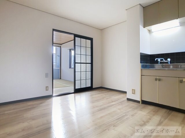  ハイツアカツキ