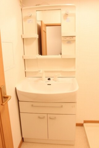  トゥー・ル・モンド