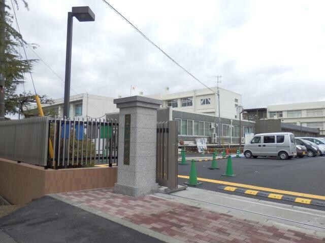 中学校/中等教育学校まで1255m※守山市立守山中学校 フレマリール林
