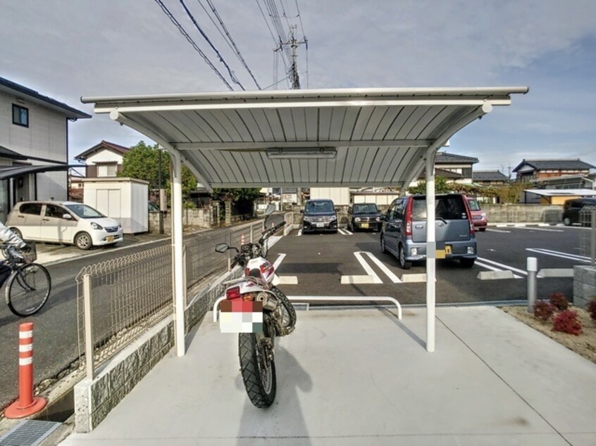  グランドソレーユⅡ番館