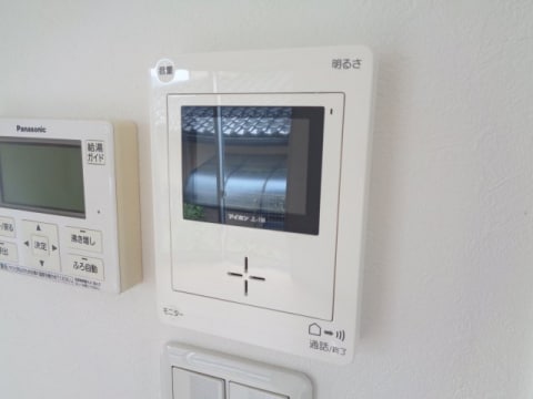  仰木の里東５丁目貸家