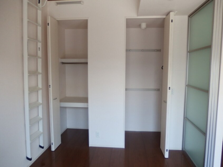  シャン・リアン Ｔ.Ｙ