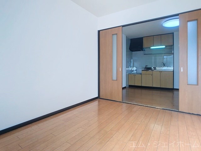  サラナフラット