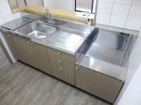  プレイス　エリエゼル