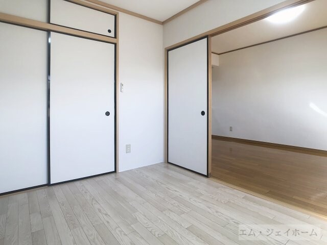  フラワー５番館