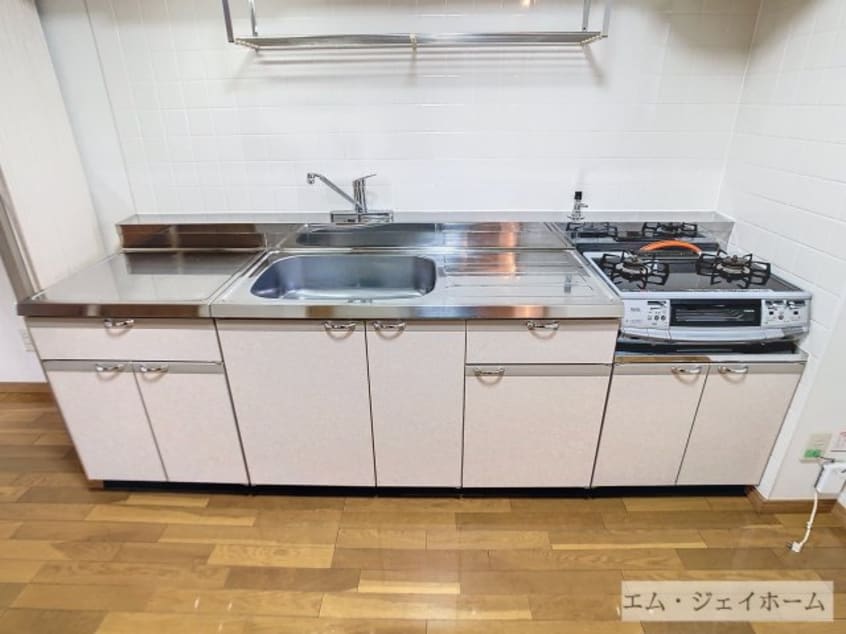  フラワー５番館