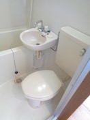  レジデンス岡本